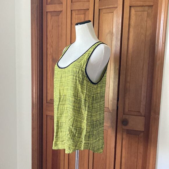 French Connection Yellow & Black Pullover Top, Size 6 - Picture 5 of 9